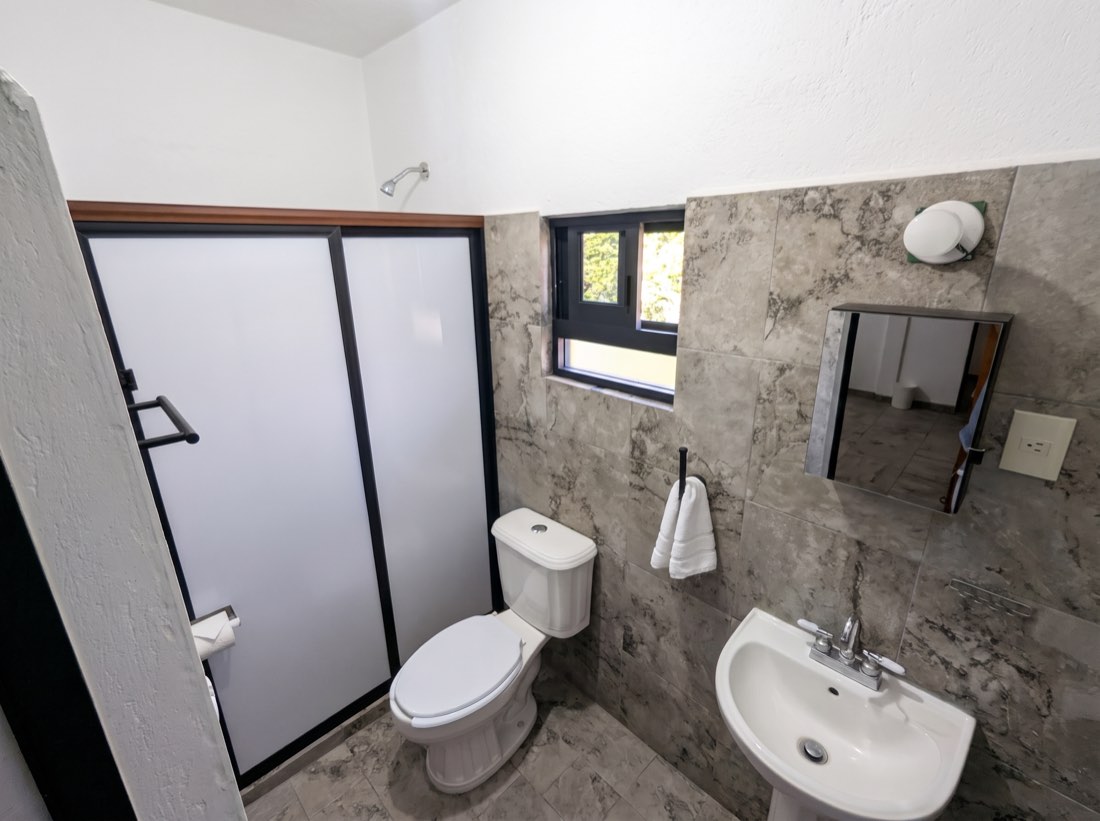 Baño de la recámara 1