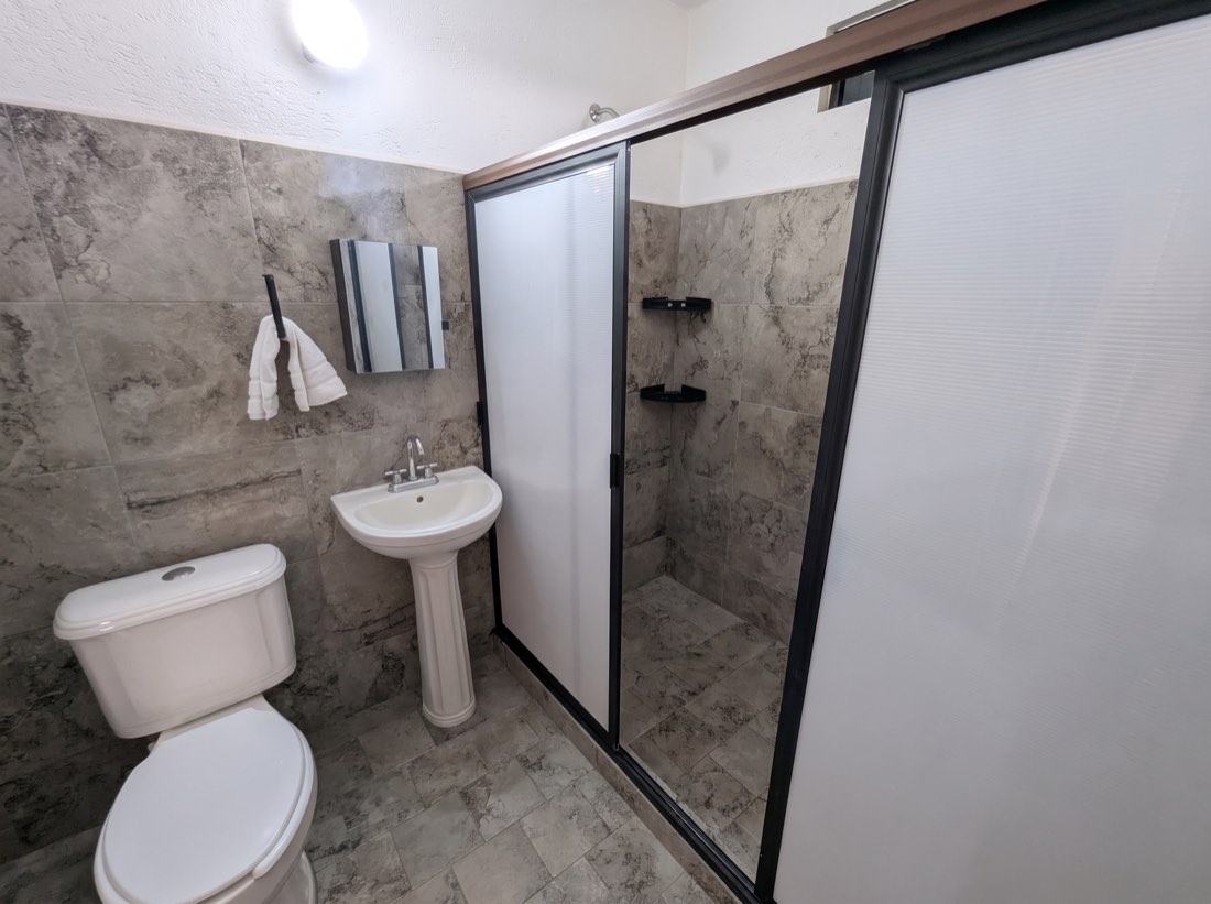 Baño de la recámara 4
