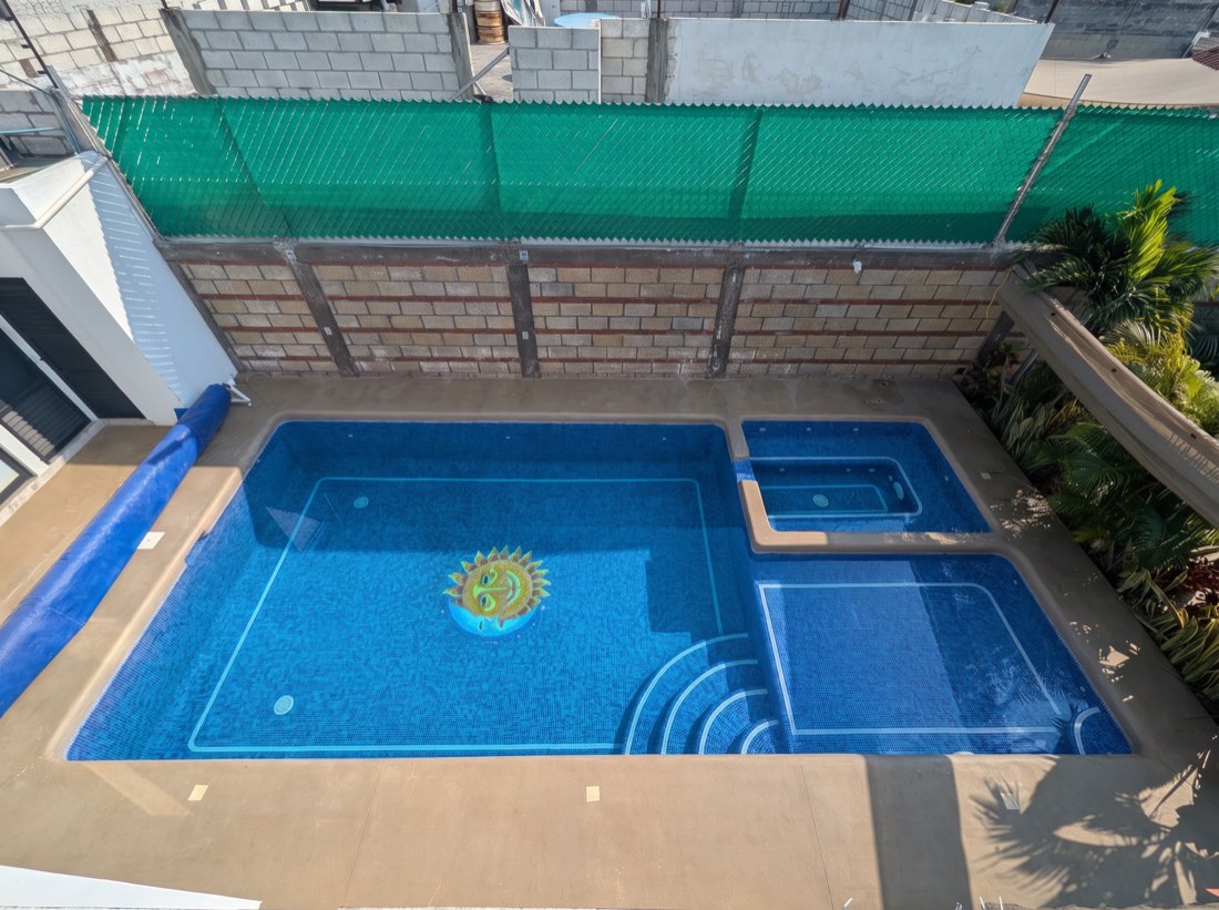 Alberca completa